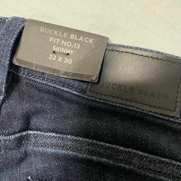 Buckle Black Dark Blue Denim Fit No. 13 Jeans Size 22 x 30. - Picture 4 of 4
